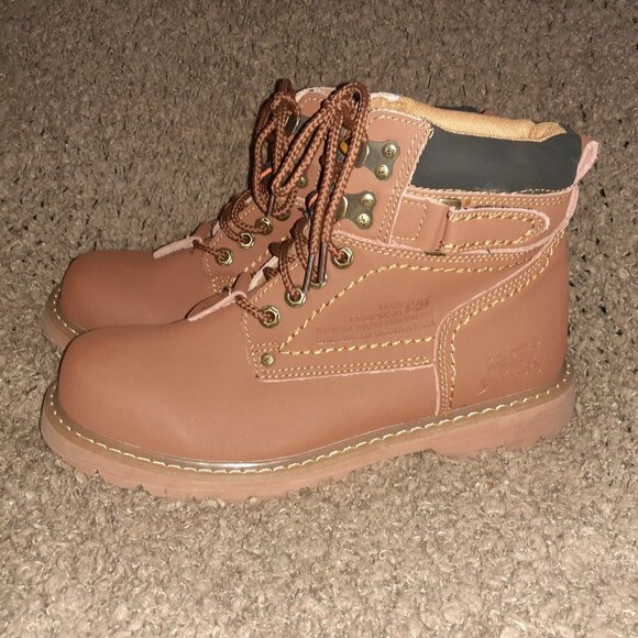 CAT Footwear-Oil Resistant Work Boot - Picture 2 of 7